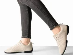 Dame Dansebutikken Beige dansesneaker i åndbar strik til damer - Suny