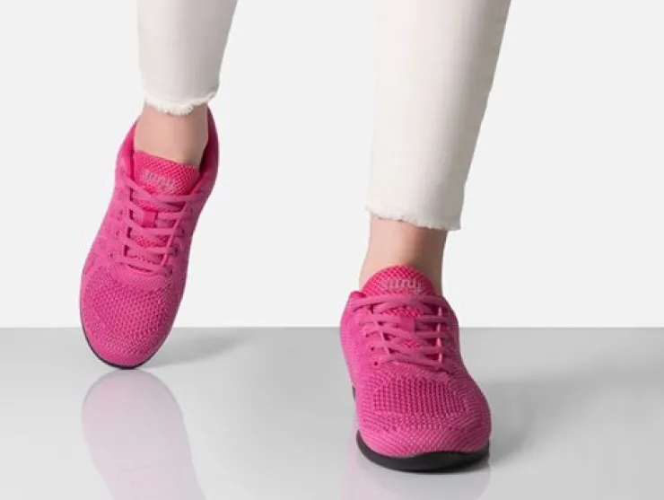 Dame Dansebutikken Fuschia farvet dansesneaker i åndbar strik til damer - Suny