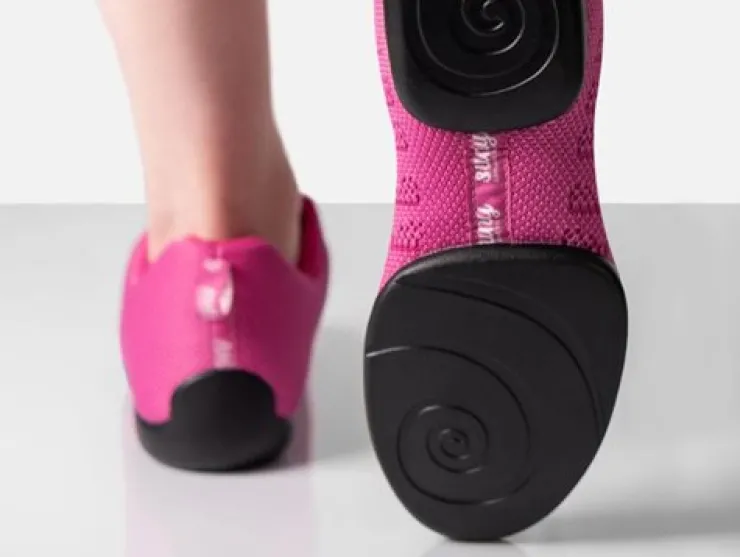Dame Dansebutikken Fuschia farvet dansesneaker i åndbar strik til damer - Suny