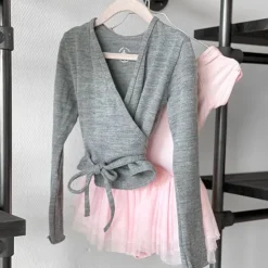 Børn Dansebutikken Wearmoi grå slå om overdel børn ballet/gymnastik