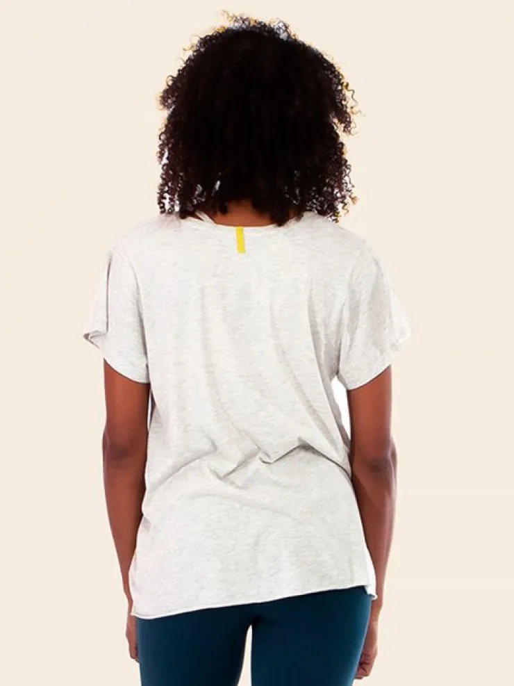 Dame Dansebutikken Yogamii off white blød t-shirt til træning